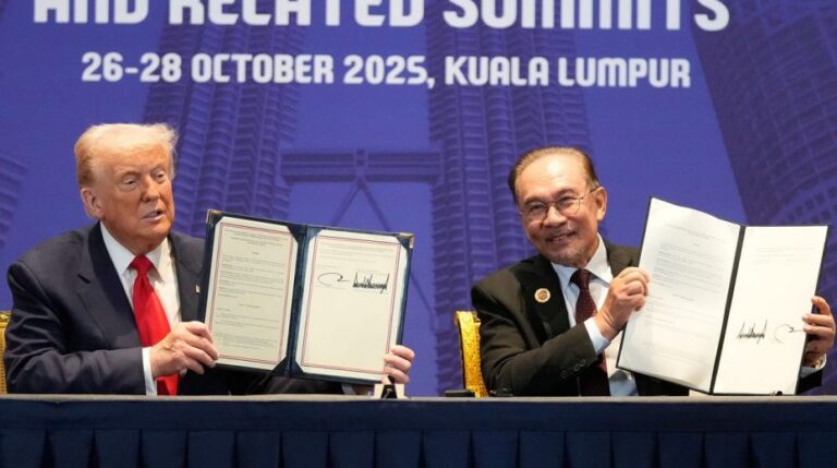 0321fab74a7ad9ba01c869d46c6597df