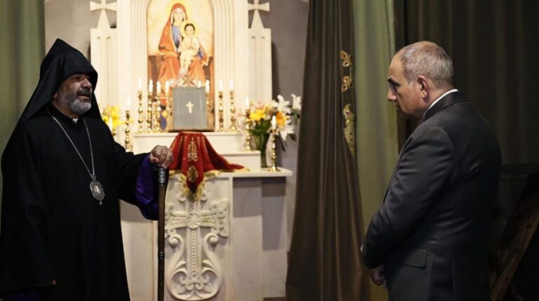 e8d04cb83e367fe64a27285d877ecacb