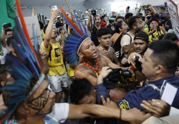 39697bbe626ebfd2206dc1d965256f18