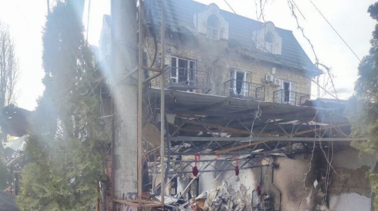 45713400c649bf412945ff25a11b755c