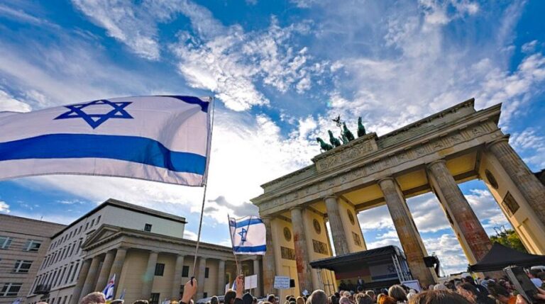 56eb1ea3a200c93c475946b6f2ddce91