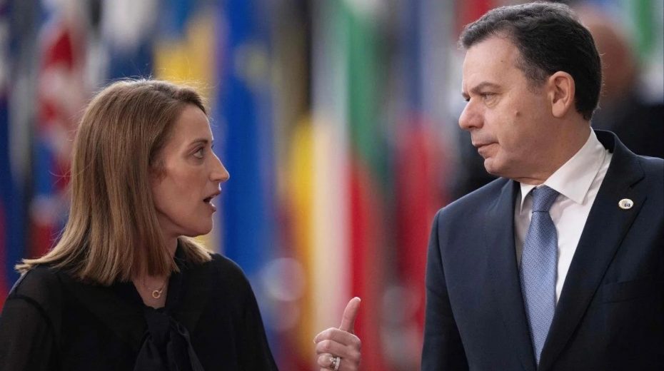 3492b8eccafb8ff8feb9aae02c8980e4